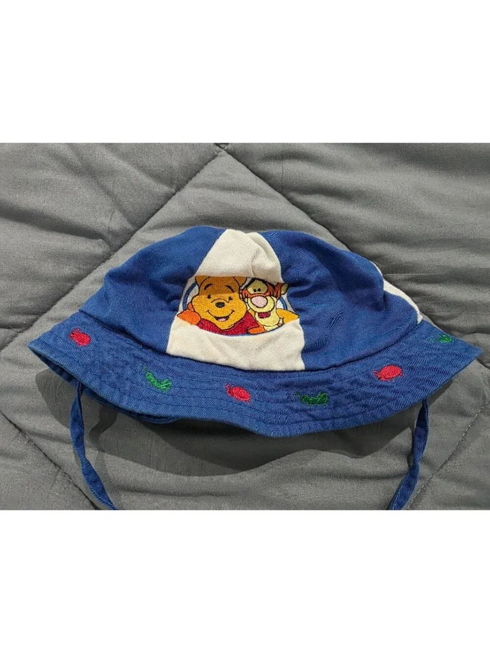 Adorable Infant Vintage Y2K Bucket Hat Winnie the Pooh Embroided Hat